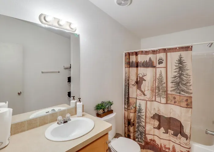 Holiday home Family Show Getaway - 7 Mi To Town!